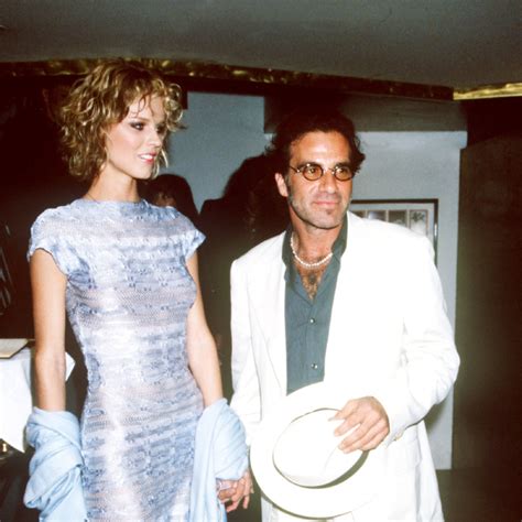 Bläddra bland 31 eva herzigova tico torres bildbanksfoton och bilder, eller påbörja en ny sökning för att utforska fler bildbanksfoton och bilder. Celebrity Wedding Anniversary: Tico Torres and Eva ...