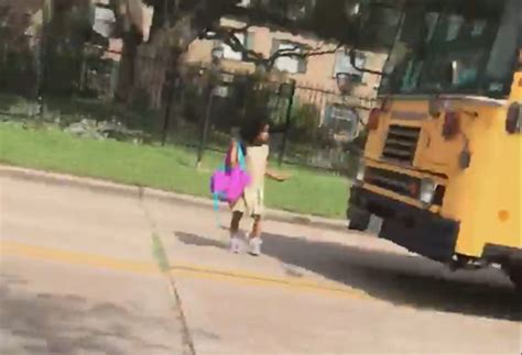 Houston Mom Hopes Video Of Daughters Close Call Getting Off School Bus Will Remind Drivers To