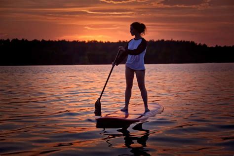 Women S Stand Up Paddle Board Sup Board Guide And Reviews