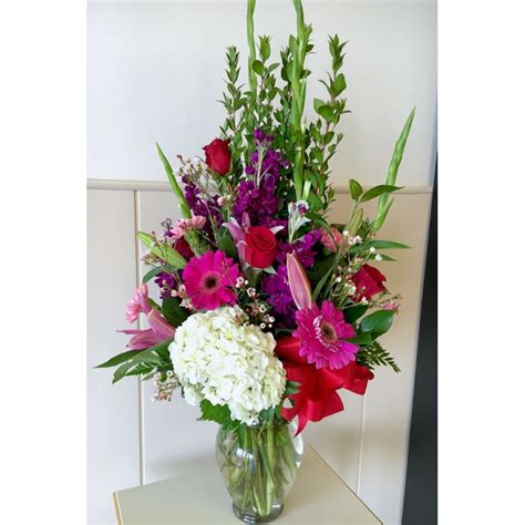 Lai labāk apskatītu atrašanās vietu funeral flowers fresno, pievērsiet uzmanību ielām, kas atrodas tuvumā: Eternal Love Bouquet Elegant Flowers: Fresno Florists ...