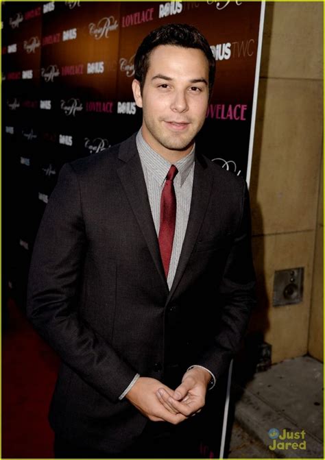 Pictures Of Skylar Astin