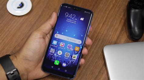 Honor 10: Run Two Copies of WhatsApp, Messenger Using App Twin - YouTube