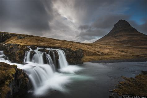 11 Photos Of Mount Kirkjufell Will Convince You To Fly To Iceland