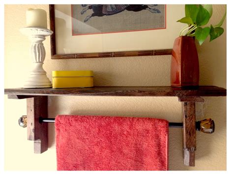 Pallet Wood Towel Rack And Shelf With Old Curtain Rod Diy Recycled