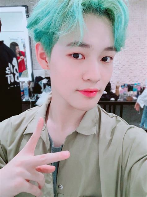Maybe you would like to learn more about one of these? NCT Dream Chenle (180831 @NCTsmtown_Dream Twitter Update ...