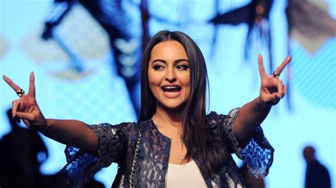 Sonakshi Sinha To Perform At Justin Biebers India Gig Says She Is Fond Of His Music