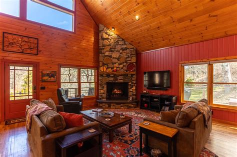 Discover apartment rentals, townhomes and many other types of rentals that suit your needs. Property Info - The Best Boone NC Cabin Rentals and ...