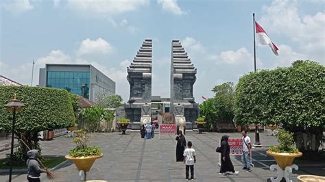 Makam Bung Karno Wisata Edukatif Dan Wisata Sejarah Di Blitar