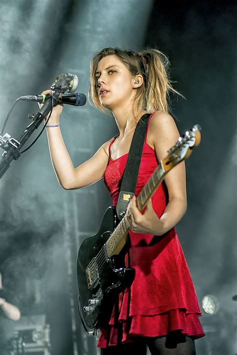 Ellie Rowsell Stella Artois Hot Sex Picture