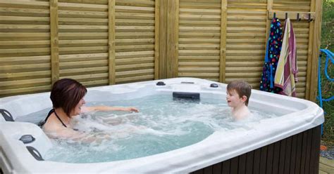 Best Hot Tubs Hot Tub Deals Mirror Online