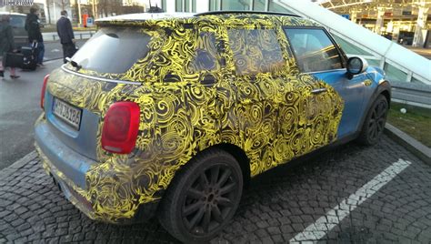 Spyshots Door Mini Cooper S Caught Half Naked In Munich Autoevolution