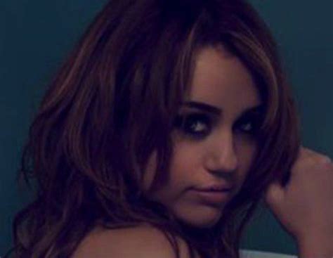 Se Filtra Una Foto De Miley Cyrus Desnuda En La Bañera Dedicada A Su