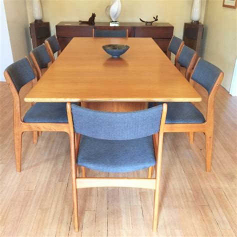 Shop our danish modern dining chair selection from the world's finest dealers on 1stdibs. Danish Modern Dining Set with 8 Newly Upholstered D-Scan ...