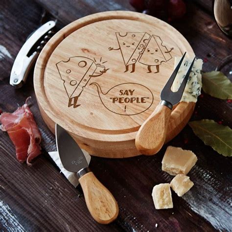 Round Cheese Board Set Made Of Elegant And Exquisite Wood Laser