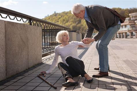 10 Signs Your Senior Is At Risk Of Falls Suma Home Care