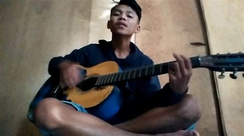 Belajar kunci gitar peterpan yang terdalam intro bait. Peterpan_yang terdalam_cover by cuo# - YouTube