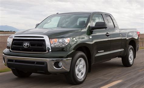 2010 Toyota Tundra 46 V8 Review Car And Driver