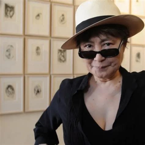 Yoko Ono A Los 87 Años Le Cede Todas Sus Empresas A Su Hijo Sean Filo