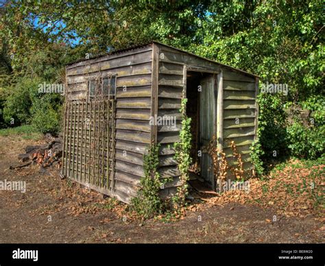 Old Run Down Shed Stock Photo Alamy