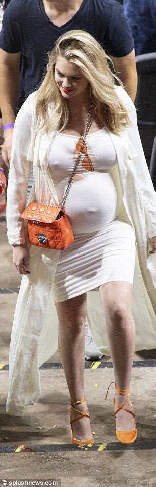 Kate Upton Pregnant Belly Pregnantbelly