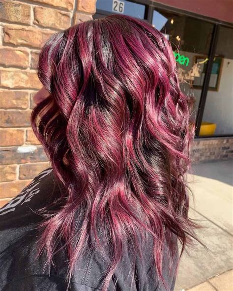 40 dark red hair color ideas highlights ombre and balayages dark red hair short red hair