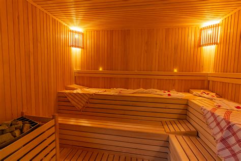 Finlandiya nın geleneksel Fin hamamı olarak bilinen Sauna yoğun iş günlerinin kurtarıcısı