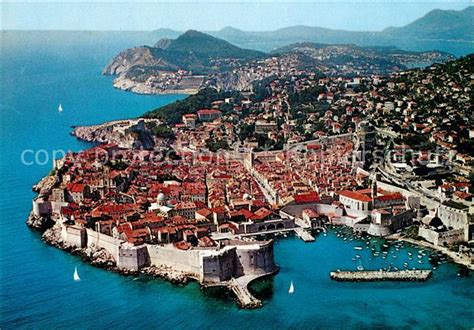Ak Ansichtskarte Dubrovnikragusa Altstadt Festung Hafen