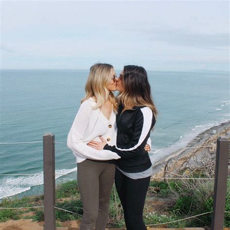 Pin On Lesbian Kiss