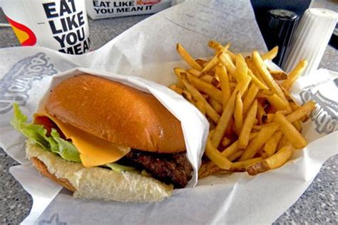 They consist of burgers, pizza, sandwiches and other food items that come in this category. 16 Regional Fast-Food Chains You Need To Know About - Best ...