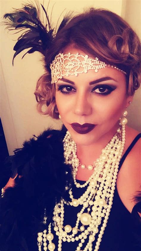 Last week i started off the halloween celebration with silly pet costumes. Great Gatsby Costume » 20s Dress up | maskerix.com | Flapper halloween, Gatsby costume, Flapper ...