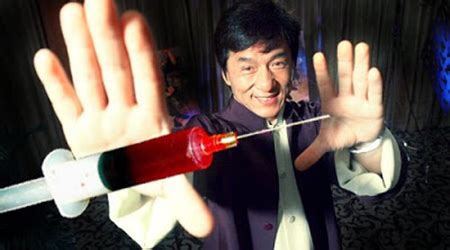 Even in hollywood, jackie chan is known for being spontaneous and incredibly honest, which makes for very funny interviews. Jackie Chan scared of needles | nowrunning