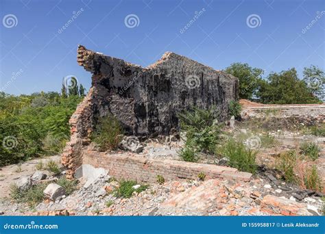 Ruined House Remains Of Old Houses Apocalypse Abandoned City City