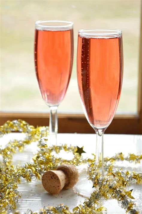 ʃɑ̃paɲ) is a french sparkling wine. Pink Champagne Cocktail - Sugar Dish Me