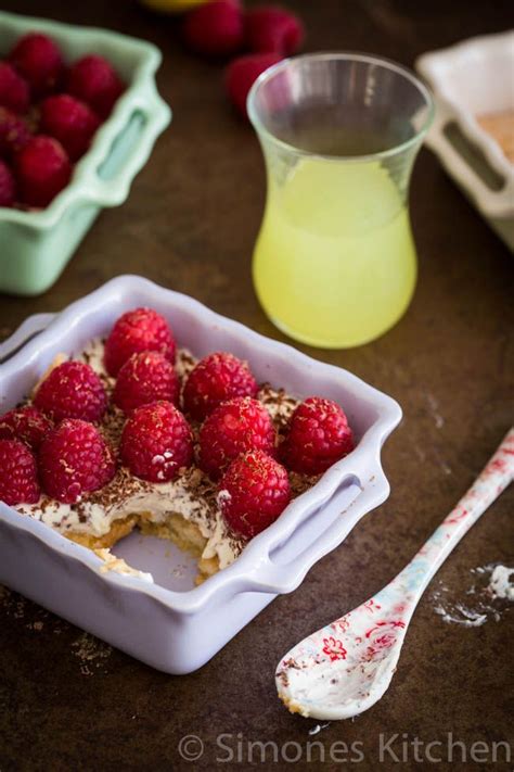 Here is jamie oliver's take on the sweet, summer treat: Jamie Oliver's Limoncello trifle and another birthday ...