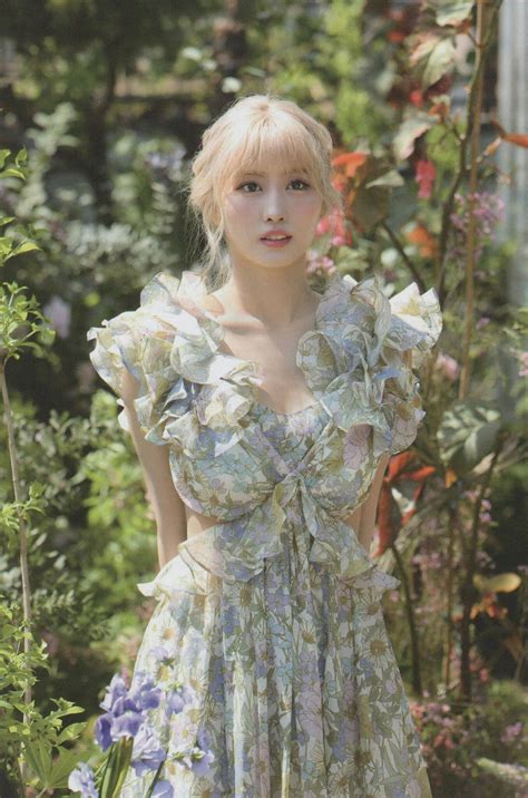 Twice Momo More And More Monograph Scan In 2020 Momo Kpop Girls