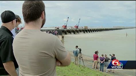 Environmentalists Monitor Lake Pontchartrain After Latest Spillway Opening