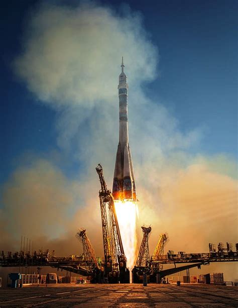 Soyuz_TMA-11M_rocket_launches_from_Baikonur_ Bill Ingalls NASA photo ...