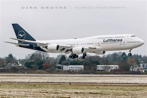 Photos Lufthansa Boeing 747 8 In New Livery Landed At Hamburg