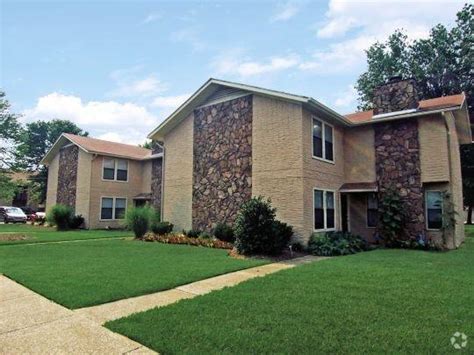 1, 2, and 3 bedroom apartments in 908 broadway bowling green, ky 42101. Willow Creek Apartments Rentals - Bowling Green, KY ...