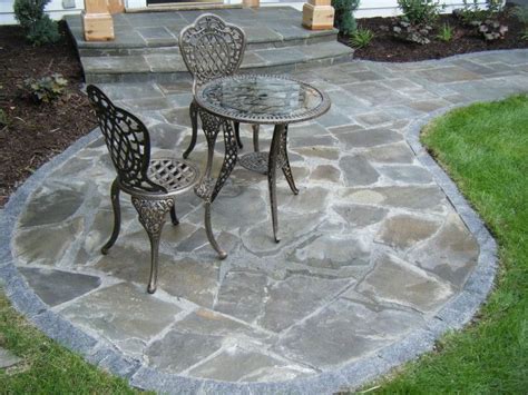 Bluestone is more of a category with a number of members than it is an actual single stone like selecting your bluestone patio contractor. irregular bluestone patio | Bluestone patio, Patio edging ...