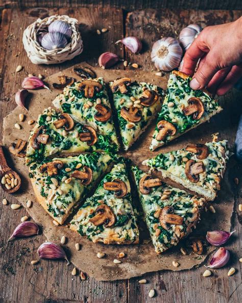 Spinat Pizza Mit Pilzen Und Knoblauch Vegan Bianca Zapatka