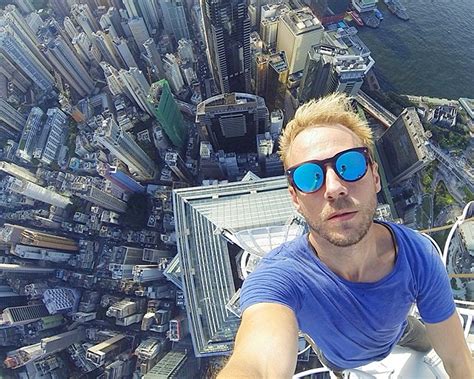 Extreme Selfie Cool Or Crazy