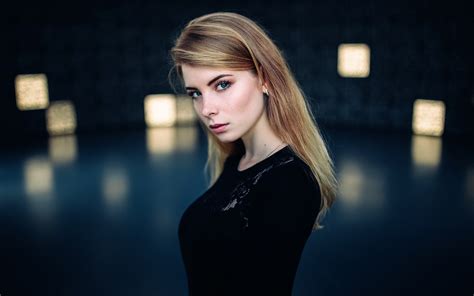 Obrázky na plochu tvár ženy Model portrét blondínka hĺbka ostrosti rovné vlasy dlhé