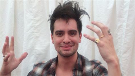 Panic At The Discos Brendon Urie On Being Emo Feeling Low And Staying Positive Bbc Newsbeat