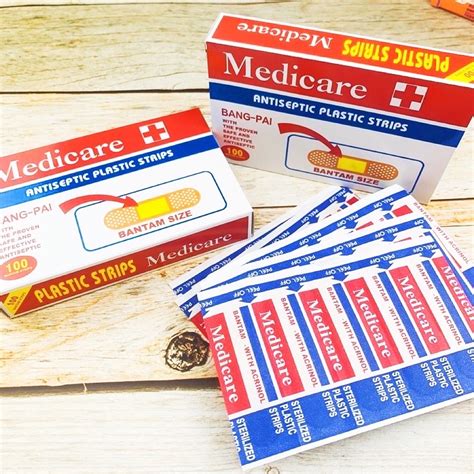 Csy Medicare Adhesive Antiseptic Bandage Band Aid First Aid Kit Shopee Philippines