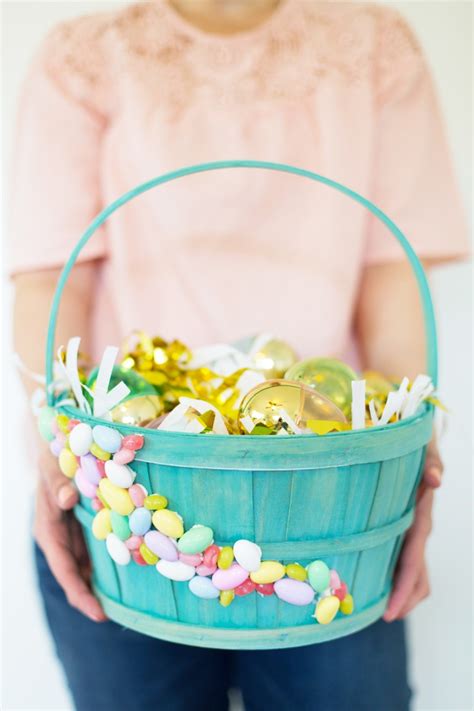 Get inspired by these easy ideas for diy easter baskets. 20 DIY Easter Basket Ideas For 2017 - A DIY Projects