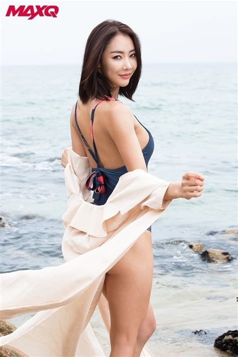 Korean Fitness Beauty Drops Jaws With Her Perfect Figure Daily K Pop