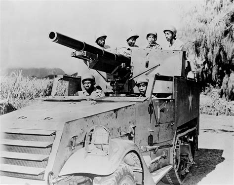 Photo Us Army M3 Gun Motor Carriage With African American Crew Circa