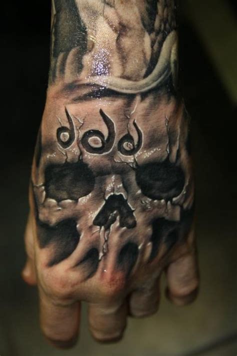 35 Awesome Skull Tattoo Designs Inspiration Hand Tattoos For Guys