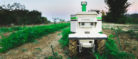 Oz Robotic Weeder For Market Farmers Naïo Technologies